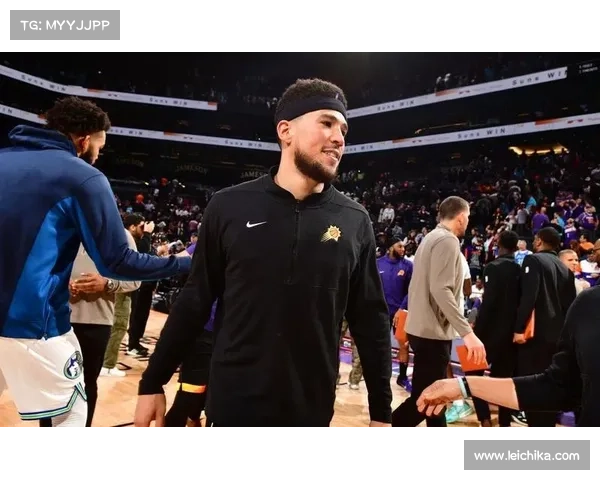 布克独特投篮技巧与高效训练方法解析助你提升得分能力